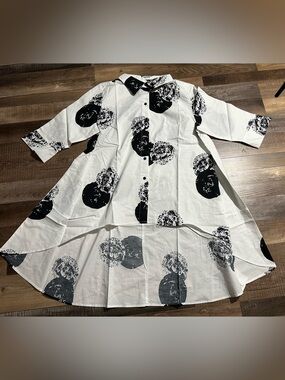 Truth + Style White Shirt Dress with Black Floral Print Hi Lo Size M